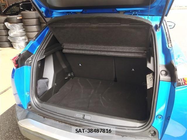Peugeot 2008 2022-03 3774062-13