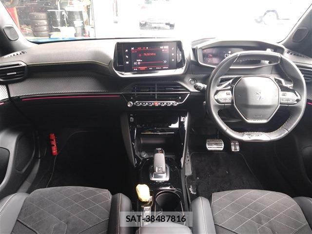 Peugeot 2008 2022-03 3774062-14