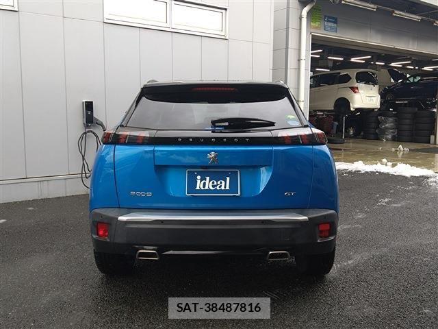 Peugeot 2008 2022-03 3774062-5