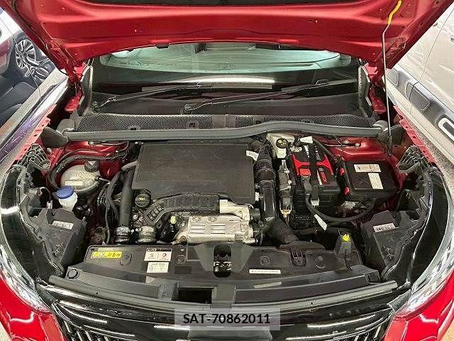 Peugeot 2008 2021-04 4423116-11