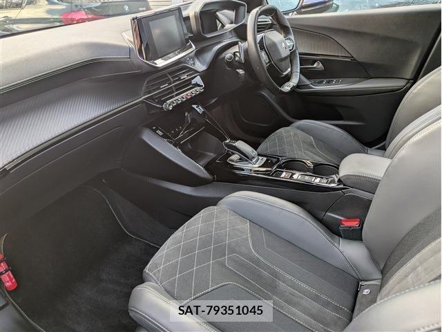 Peugeot 2008 2021-01 4976474-14
