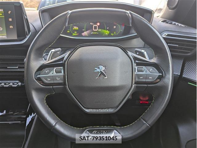 Peugeot 2008 2021-01 4976474-15