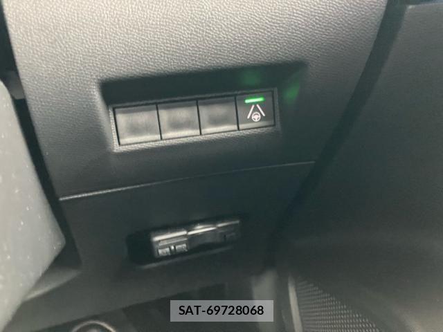Peugeot 2008 2023-11 6015900-16