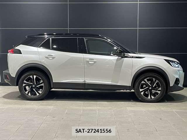 Peugeot 2008 2022-08 6305862-10