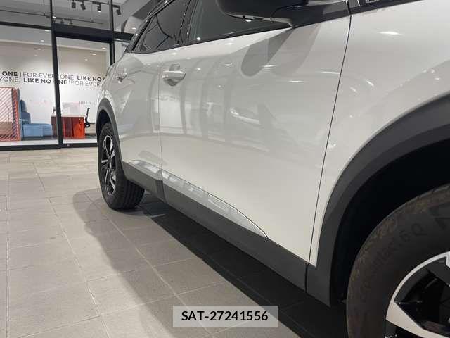 Peugeot 2008 2022-08 6305862-15