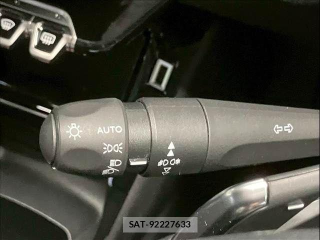 Peugeot 2008 2021-05 6546420-9