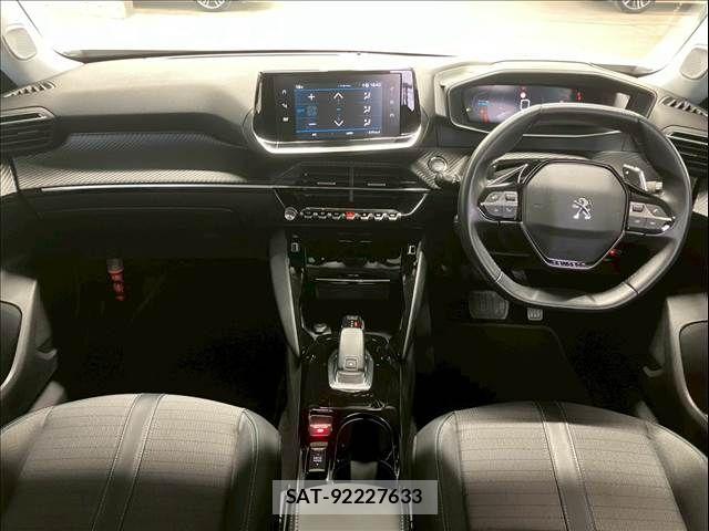 Peugeot 2008 2021-05 6546420-2