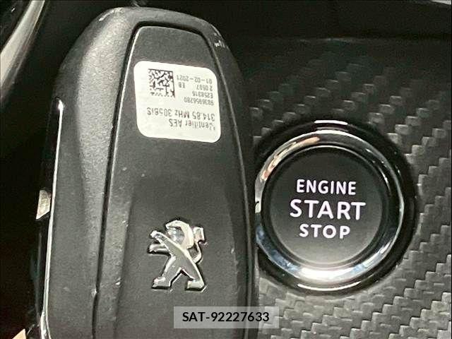 Peugeot 2008 2021-05 6546420-5