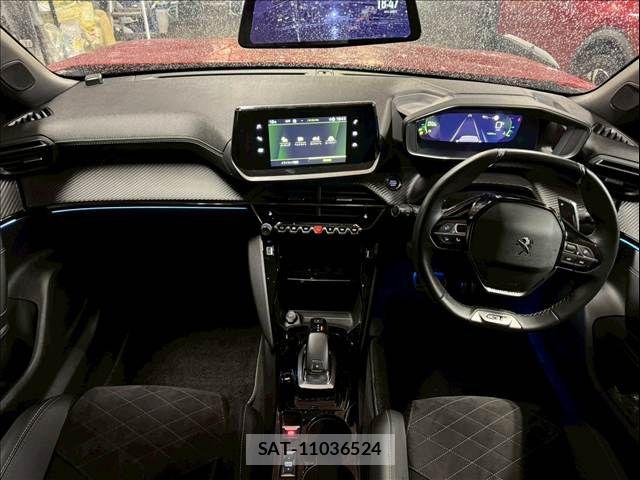 Peugeot 2008 2022-03 6561952-2