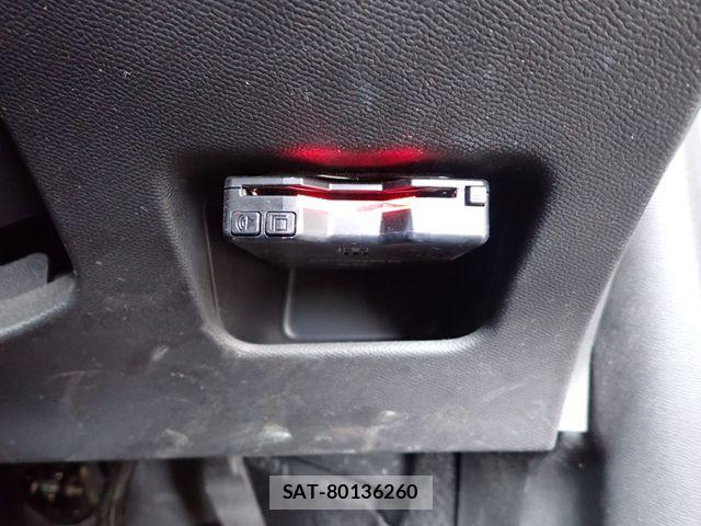 Peugeot 2008 2021-06 6614074-29