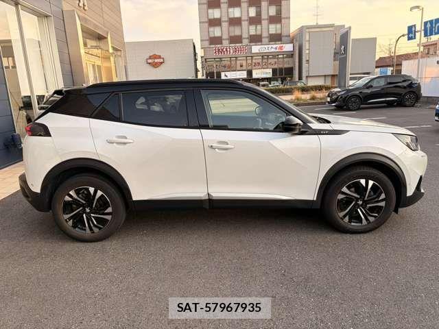 Peugeot 2008 2021-07 6614077-11