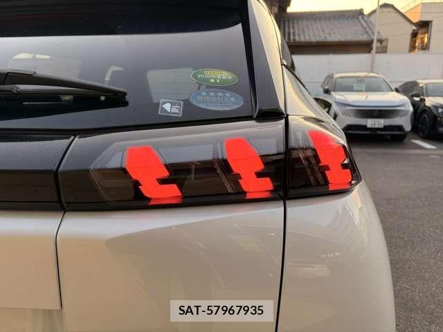 Peugeot 2008 2021-07 6614077-15