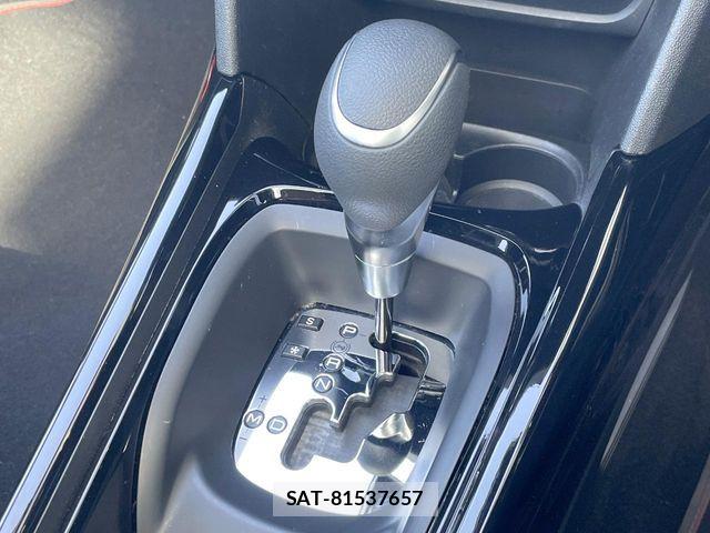 Peugeot 2008 2018-05 6614079-10