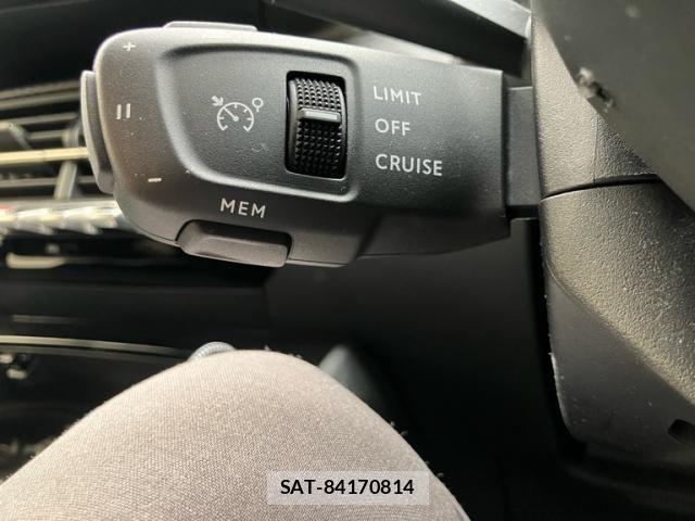 Peugeot 2008 2022-11 6673105-18