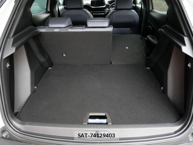 Peugeot 2008 2020-11 6752828-11