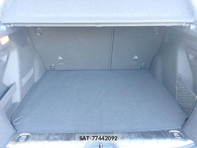 Peugeot 2008 2019-10 6997076-10