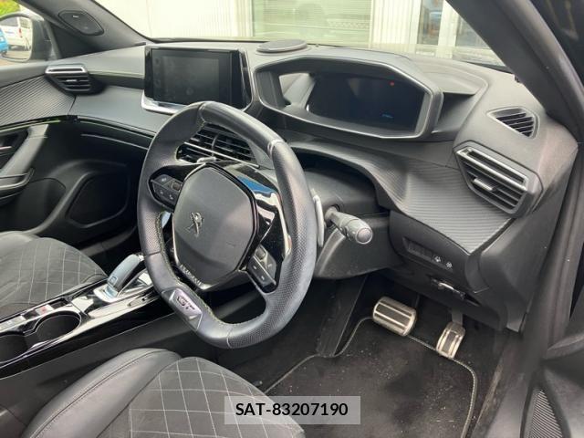 Peugeot 2008 2021-11 7060192-12