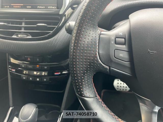 Peugeot 2008 2019-08 7060194-16