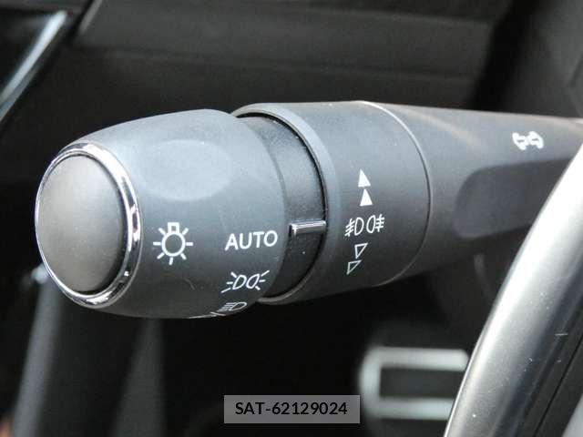 Peugeot 2008 2022-09 7223446-8