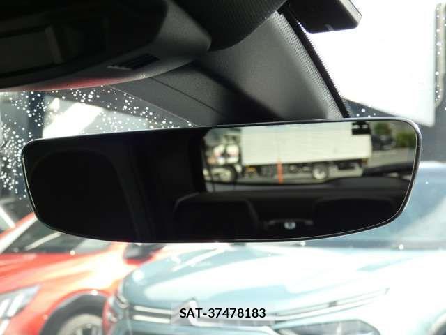 Peugeot 2008 2021-01 7223440-15