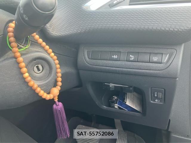 Peugeot 2008 2019-04 7218053-15