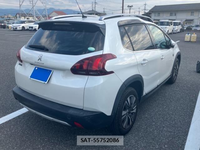 Peugeot 2008 2019-04 7218053-2