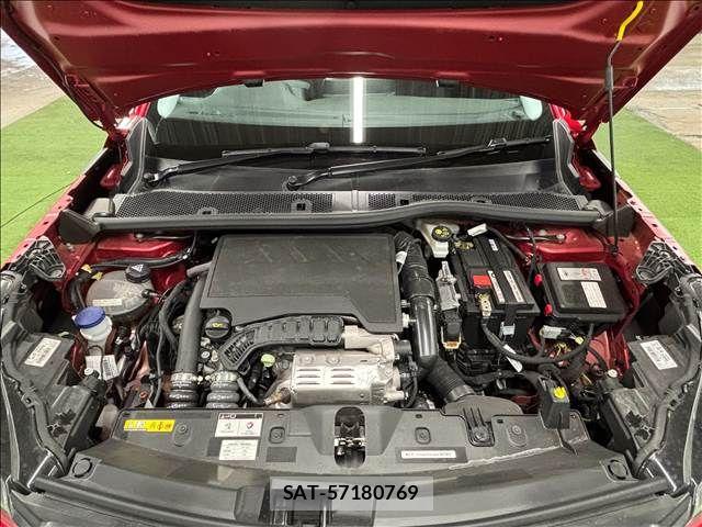 Peugeot 2008 2021-03 7223442-11