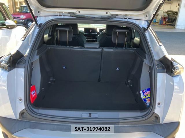 Peugeot 2008 2023-10 7215774-9