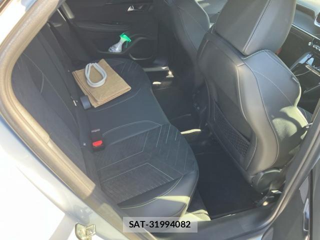 Peugeot 2008 2023-10 7215774-11