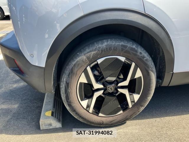 Peugeot 2008 2023-10 7215774-17