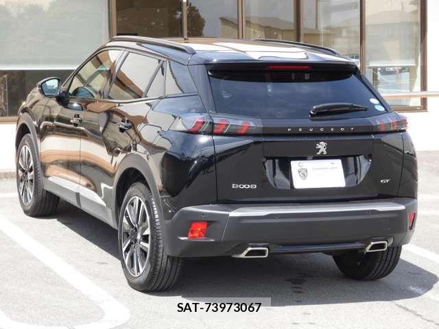 Peugeot 2008 2021-06 7223443-1