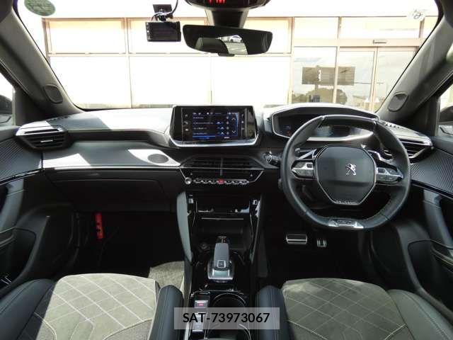 Peugeot 2008 2021-06 7223443-2