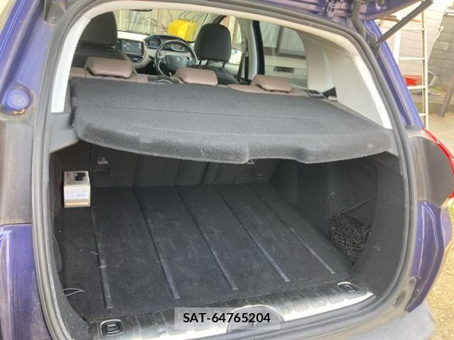Peugeot 2008 2014-12 7223441-26