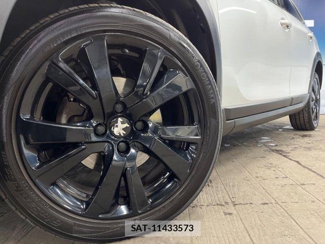 Peugeot 2008 2018-06 7251892-13