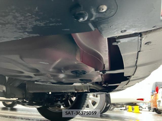 Peugeot 2008 2017-10 7329279-12