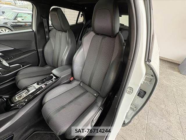 Peugeot 2008 2023-03 7359275-16