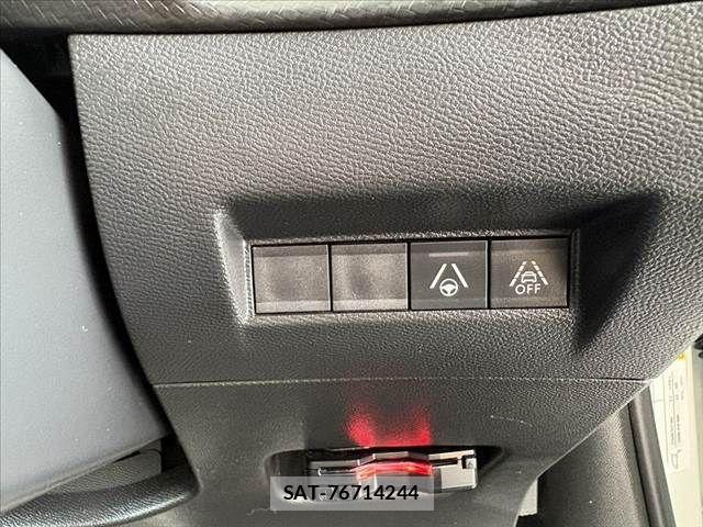 Peugeot 2008 2023-03 7359275-21