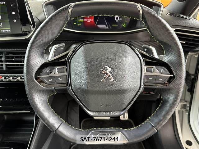 Peugeot 2008 2023-03 7359275-28