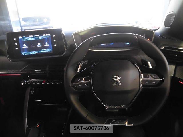 Peugeot 2008 2022-08 7393526-12