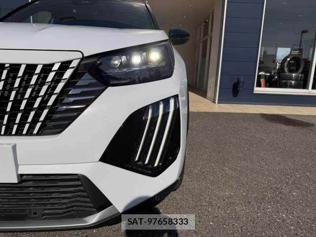Peugeot 2008 2023-07 7456726-14