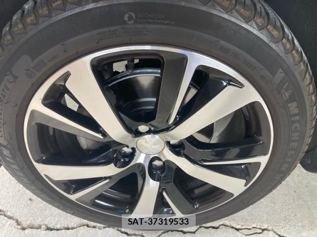 Peugeot 2008 2018-07 7502198-9