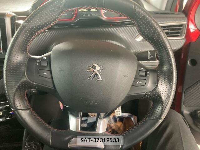 Peugeot 2008 2018-07 7502198-18