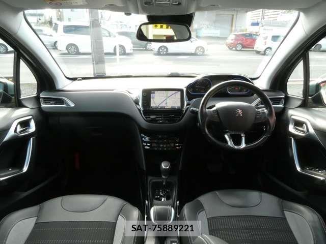 Peugeot 2008 2017-04 7502196-6
