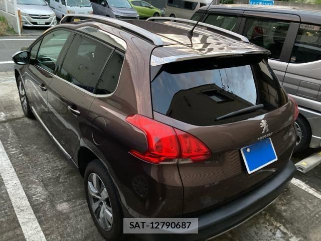 Peugeot 2008 2015-07 7562631-3