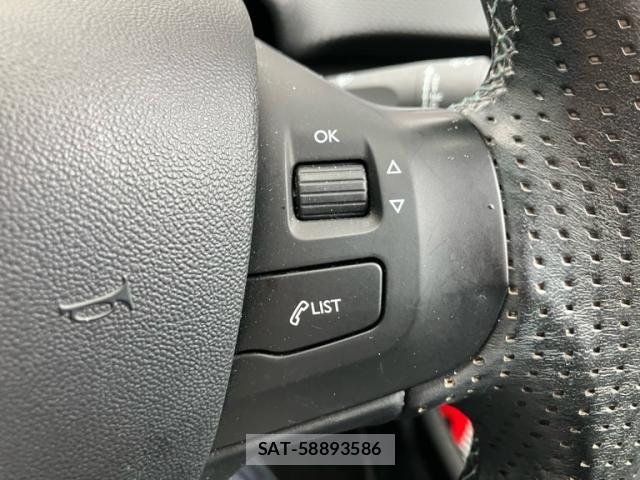 Peugeot 2008 2018-02 7619146-16