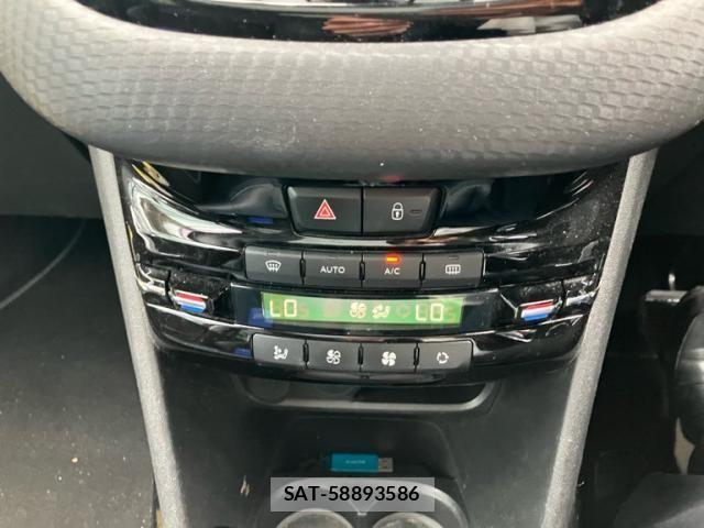 Peugeot 2008 2018-02 7619146-18