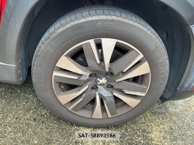 Peugeot 2008 2018-02 7619146-7