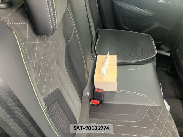 Peugeot 2008 2022-07 7619142-12