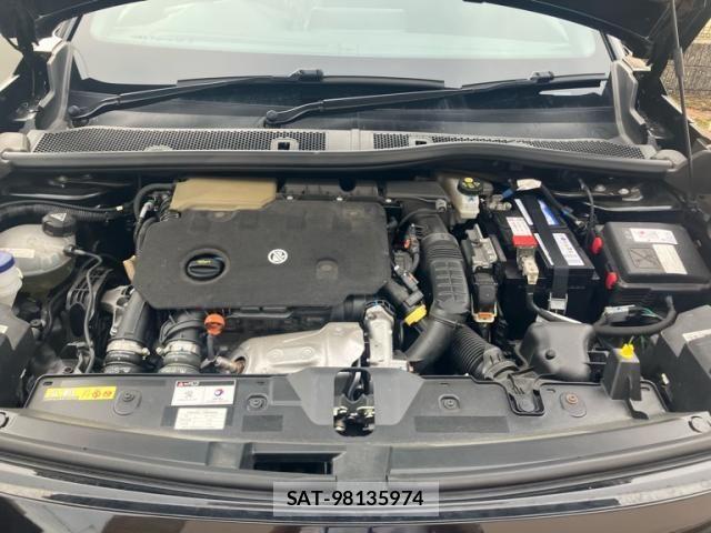 Peugeot 2008 2022-07 7619142-13