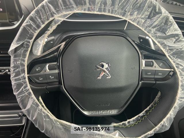 Peugeot 2008 2022-07 7619142-14